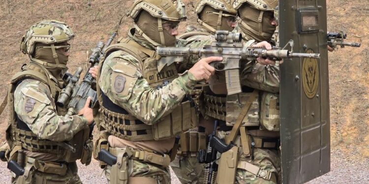 PCPR celebra 34 anos do Grupo Tigre