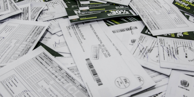 Prefeitura de Curitiba alerta sobre golpe do IPTU 2025