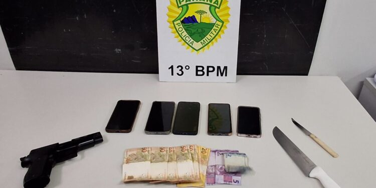 PM prende casal que fez arrastão em coletivo em Curitiba