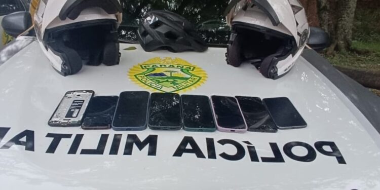 Adolescente e comparsa de São Paulo são detidos pela PM por roubo e receptação no centro de Curitiba