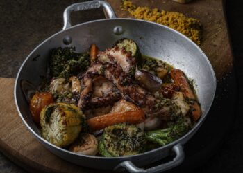 Quermesse oferece cardápio especial com frutos do mar