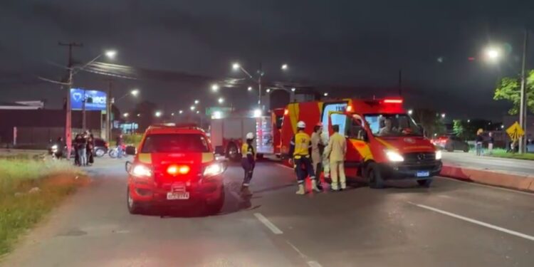 BR-376 é fechada após acidente fatal em São José dos Pinhais; um dos envolvidos no acidente fugiu do local