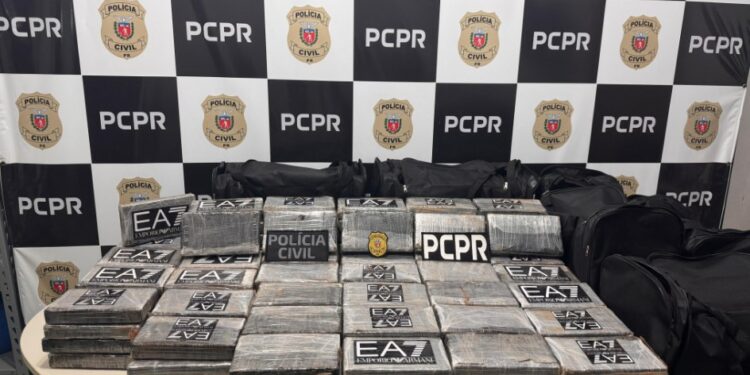 Polícia Civil prende casal com 169 kg de cocaína em desdobramento de apreensão histórica no Paraná