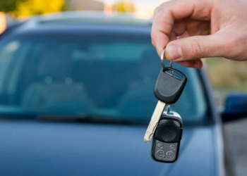 Entregar Veículo a Pessoa Sem Habilitação: O Crime, Suas Consequências e a Responsabilidade dos Envolvidos