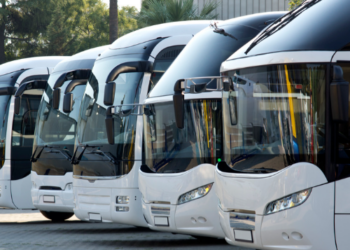 Governador sanciona lei da gratuidade de passagens para idosos nos ônibus intermunicipais