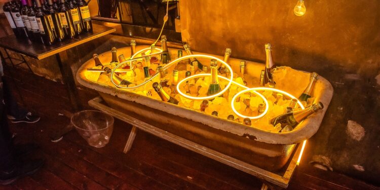 BAR DO AÇOUGUEIRO PROMOVE REVEILLON EM DOSE TRIPLA