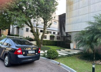 Polícia Federal deflagra operação contra esquema milionário de desvio no SUS