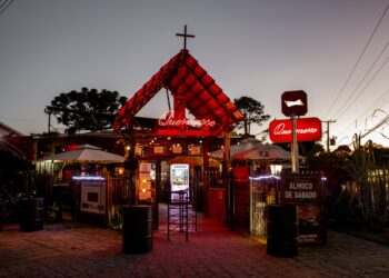 Quermesse promove Reveillon com open de chope, ceia com 15 pratos e música ao vivo