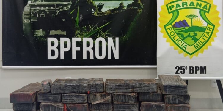 Durante Operação Natal, PM apreende 295 quilos de maconha no Paraná