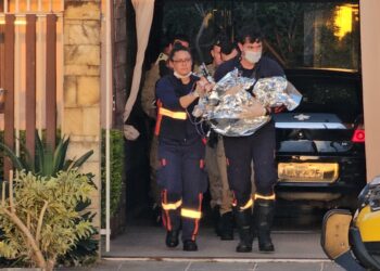 Menino de 2 anos que se afogou em piscina morre no Hospital do Trabalhador