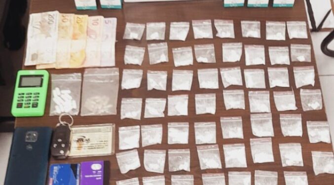 ROTAM apreende drogas e prende traficante em São José dos Pinhais