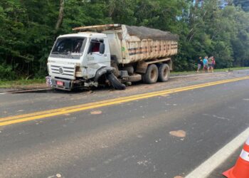Casal morre em acidente grave na BR-373; filhos de 10 anos e 3 meses ficam feridos