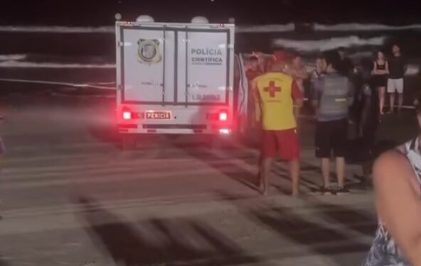 Corpo de menino de 12 anos que se afogou é encontrado no Balneário Praia Grande, em Matinhos