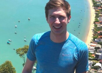 Jovem que morreu após carro partir ao meio na Avenida das Torres é identificado