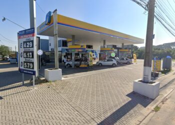 Quadrilha rende funcionários e assalta posto de combustíveis em Fazenda Rio Grande