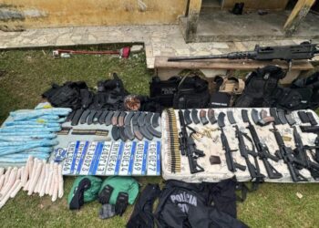 Polícias do Paraná impedem roubo de grandes proporções e apreendem arsenal; 6 criminosos foram neutralizados