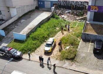Homem é encontrado morto em casa abandonada em Colombo