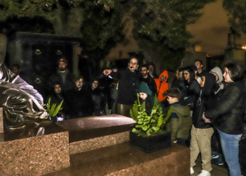 Lua cheia marca a volta das visitas guiadas noturnas ao Cemitério Municipal de Curitiba