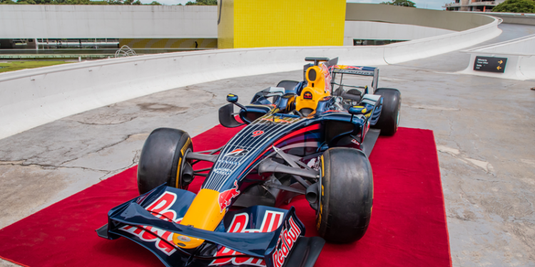 Red Bull Showrun já expõe carro de Fórmula 1 em Curitiba