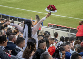 Cras de Curitiba abrem as inscrições para casamento coletivo gratuito na Arena