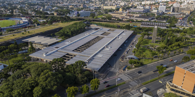 Rodoviária de Curitiba prevê 75 mil embarques e desembarques no carnaval