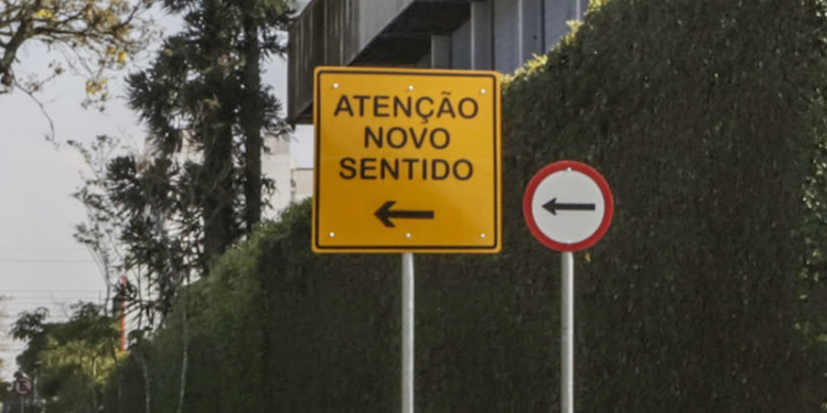 Três ruas de Curitiba terão alteração de sentido a partir desta quinta-feira