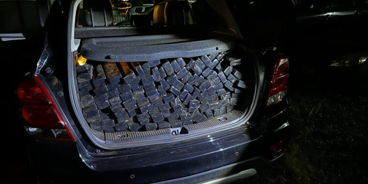 PCPR prende três pessoas de grupo envolvido com transporte de drogas