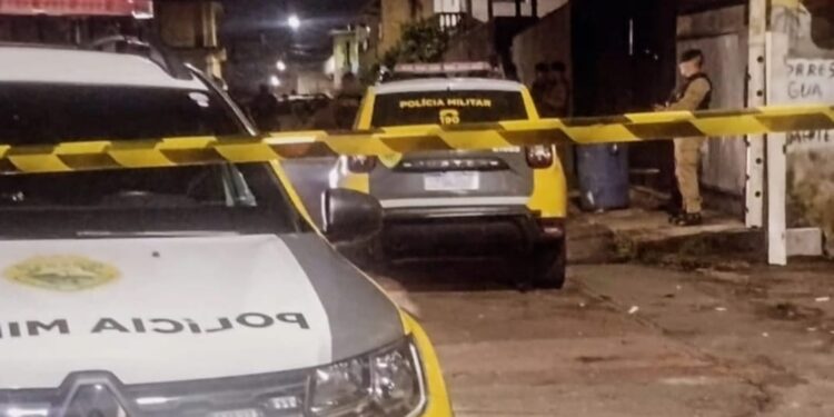 Indivíduo que estaria aterrorizando na Vila Torres é neutralizado pela PM em confronto