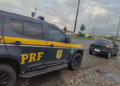 PRF flagra criança viajando em porta-malas de carro, no Paraná