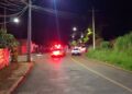 Jovem e adolescente que estavam em moto são executados a tiros