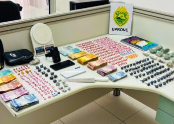 RONE apreende drogas e dinheiro durante operação em Campo Magro