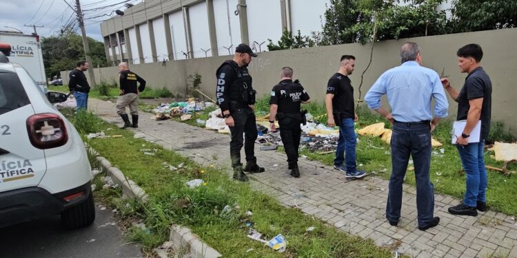 Homem em situação de rua é espancado até a morte em Curitiba