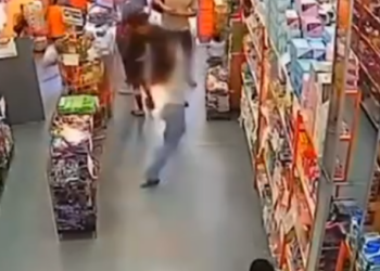 Mulher fica ferida após celular explodir dentro da calça