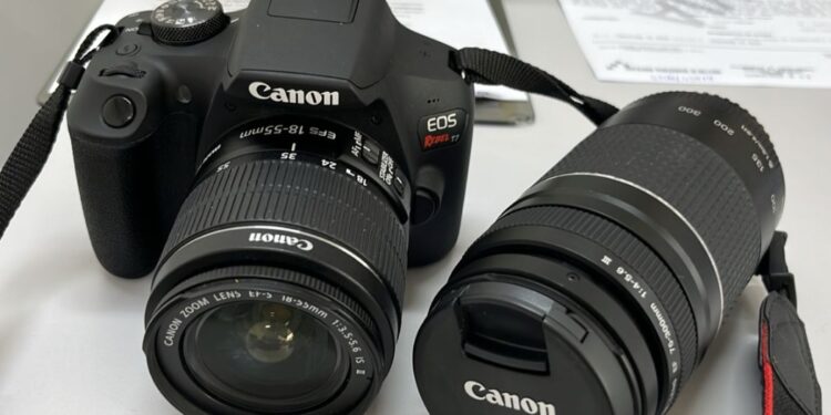 Polícia prende mulher e recupera câmera fotográfica que havia sido furtada em Matinhos