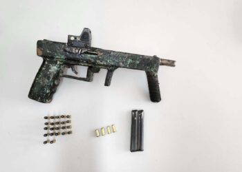 PMPR apreende submetralhadora com suspeitos de tentativas de homicídios