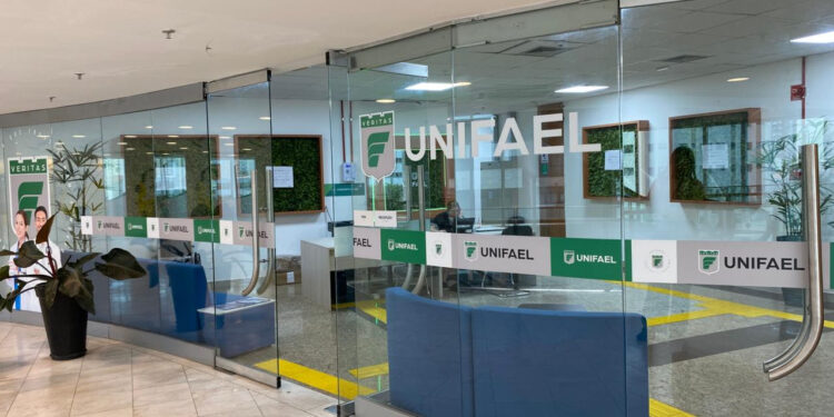 UNIFAEL inaugura unidade com mais de 2.000 m² no Shopping Estação, com novos laboratórios e lançamento de cursos acadêmicos