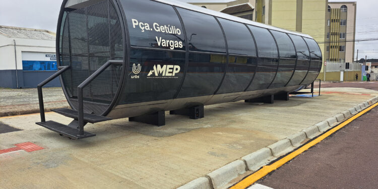 Com nova estação-tubo, linha Barreirinha/São José vai ampliar atendimento na RMC