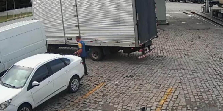 PCPR deflagra operação para prender integrantes de grupo que rouba cargas de cigarros