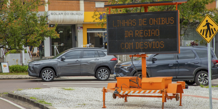 Confira os bloqueios de trânsito para a montagem do Red Bull Showrun no Centro Cívico