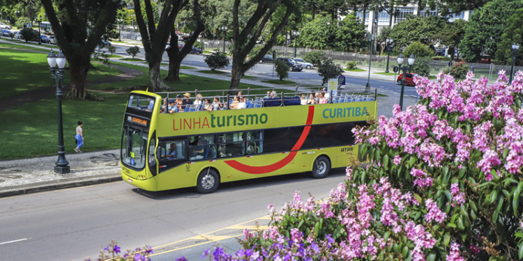 Moradores de Curitiba terão descontão na Linha Turismo
