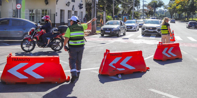 Bloqueio total da Rua Vital Brasil começa na segunda-feira para obras do Novo Inter 2