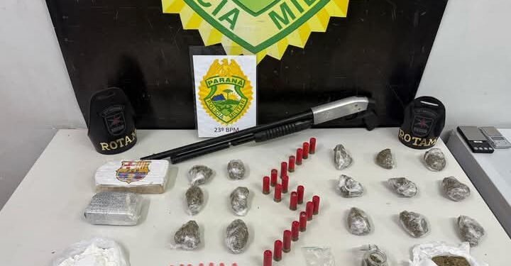 ROTAM apreende drogas e calibre 12 após denúncia anônima no Hauer