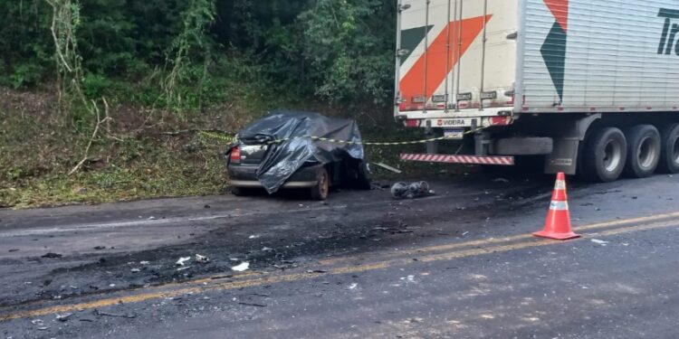 Acidente trágico na BR-373 deixa cinco mortos e uma criança ferida