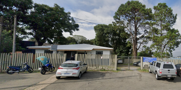 US com celular clonado: Saúde de Curitiba alerta para fraude; SUS nunca cobra para atender a população