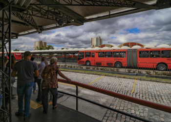 Nova linha de ônibus vai ligar os terminais Hauer e Capão Raso