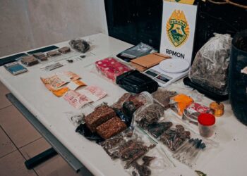 CORP flagra delivery de drogas no Centro de Curitiba