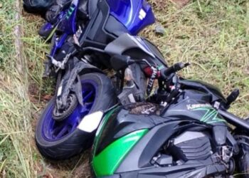 Colisão entre motos deixa um morto e outro gravemente ferido na BR-277, descida da serra