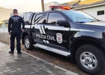 Polícia Civil cumpre 79 mandados contra grupo suspeito de desviar R$ 3 milhões de prefeituras do Paraná
