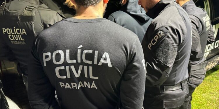 Polícia Civil realiza operação para prender organização criminosa que usava disfarces de policiais para cometer homicídios em Curitiba