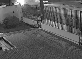 Câmera de segurança registrou acidente com influencer em Curitiba